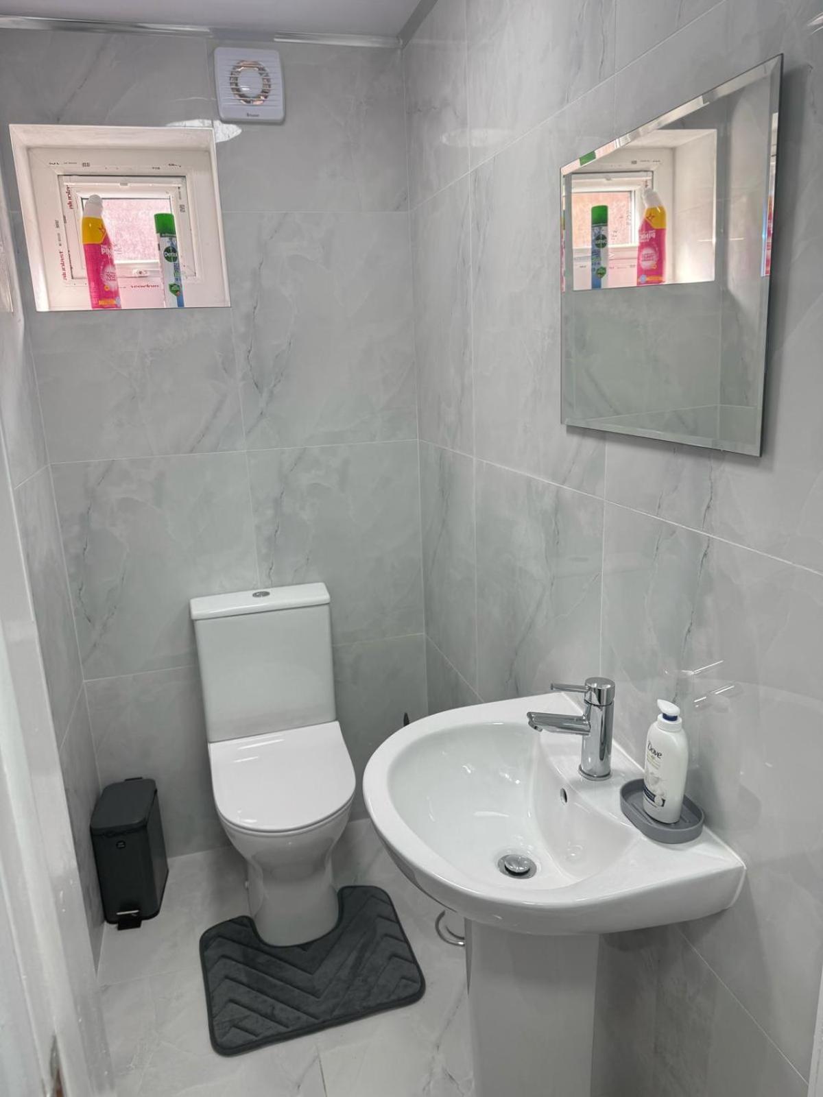 Rest Nest Uk House Holiday home *