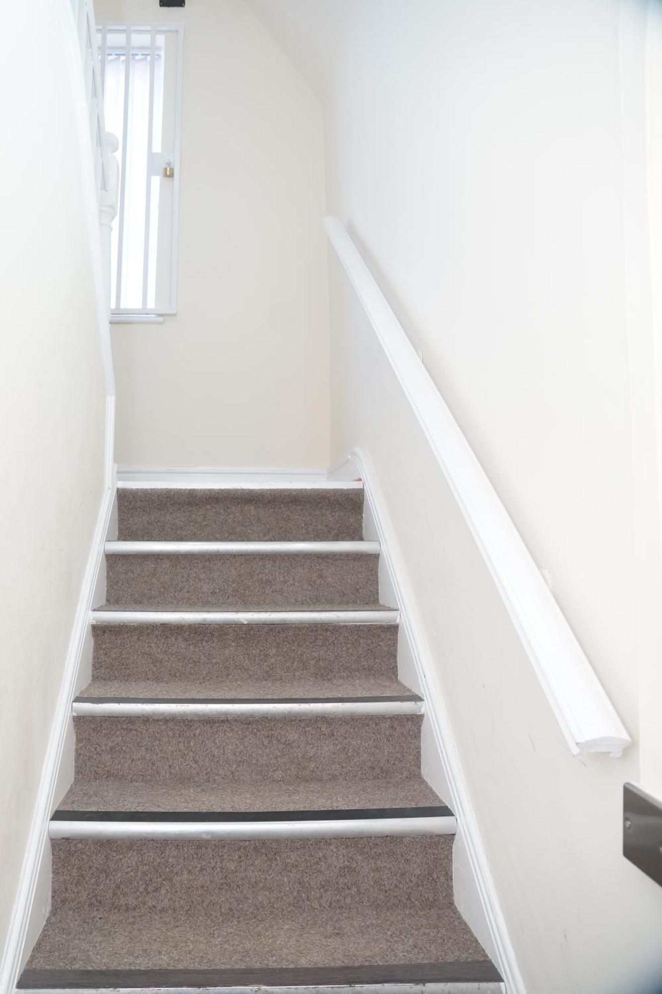 Affordably Elegant Close To Coop Live, Etihad Stadium And Centre