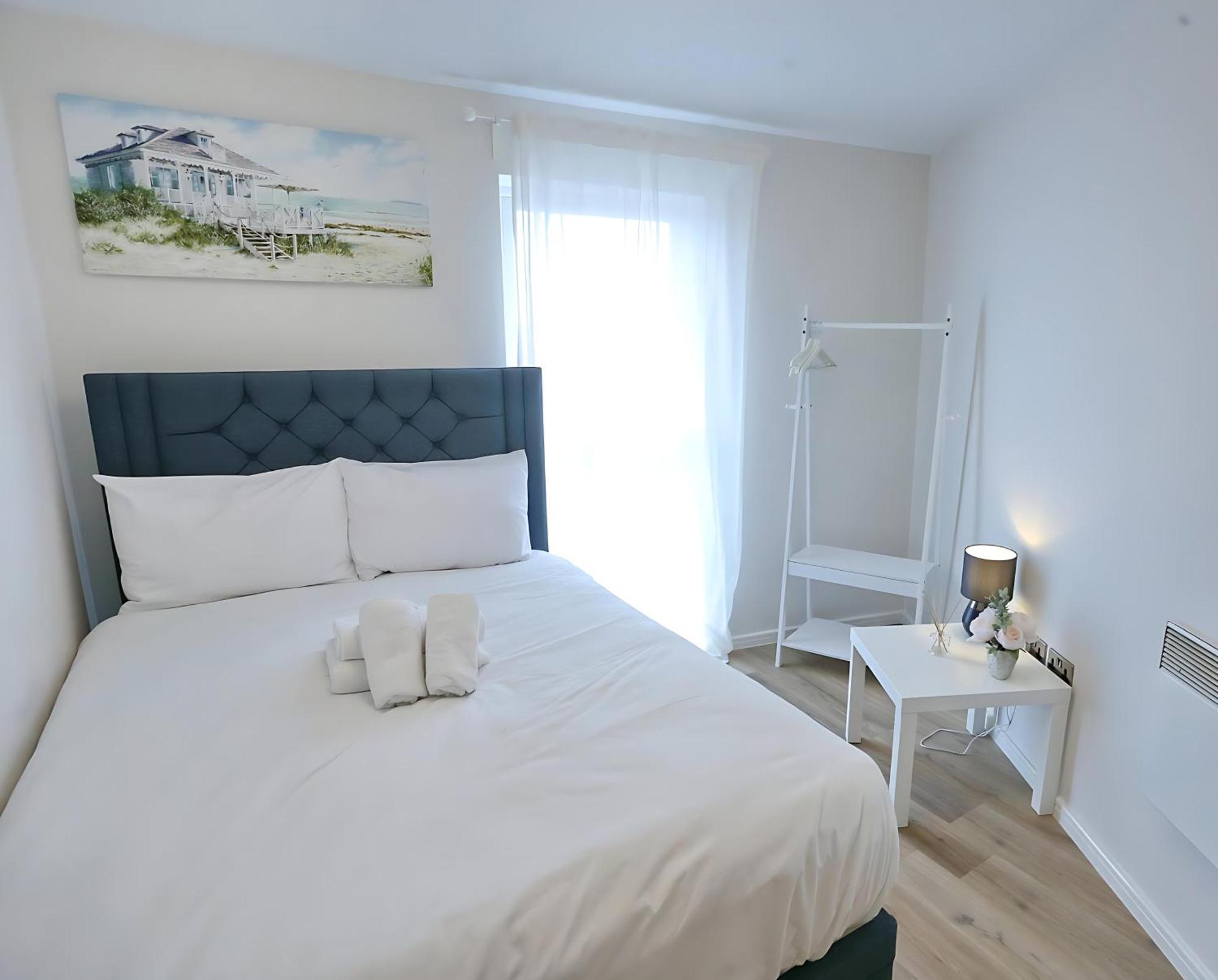 New Refurb Mins From Coop Man Park For Free Pass The Keys Manchester