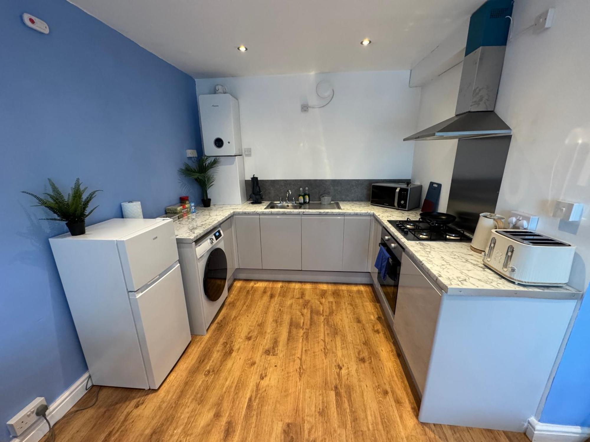 Stretford - Sleeps 6 - Wifi - Parking - Near Stadium * Manchester