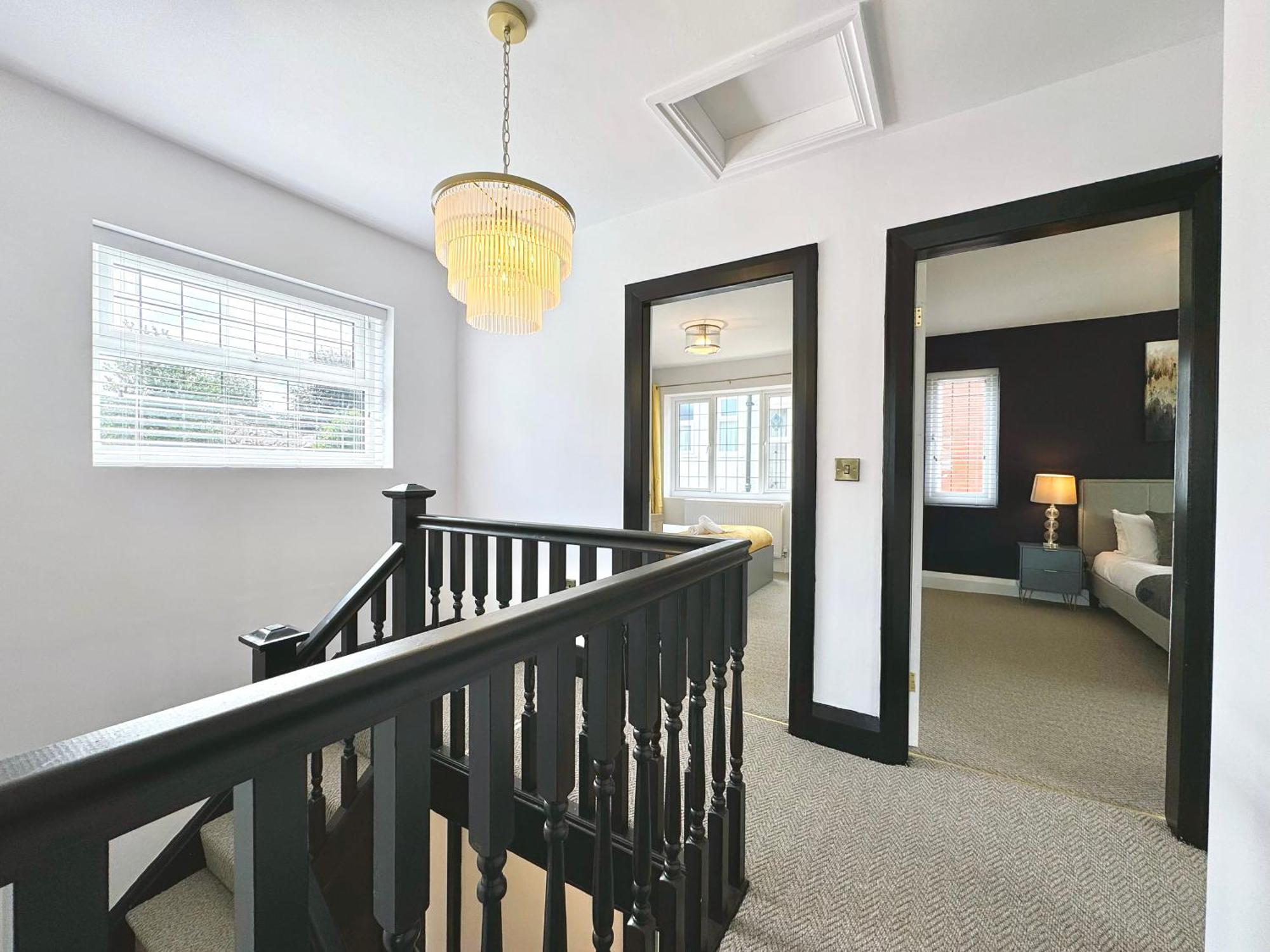 Bright 5 Bedroom House In Didsbury, Manchester