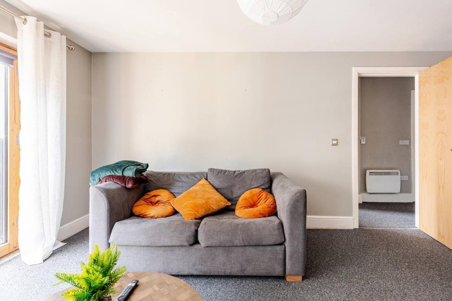 Apartment Urban Haven - 2beds -7min Walk 2 Piccadilly - Mcr Centre - Downtown Manchester