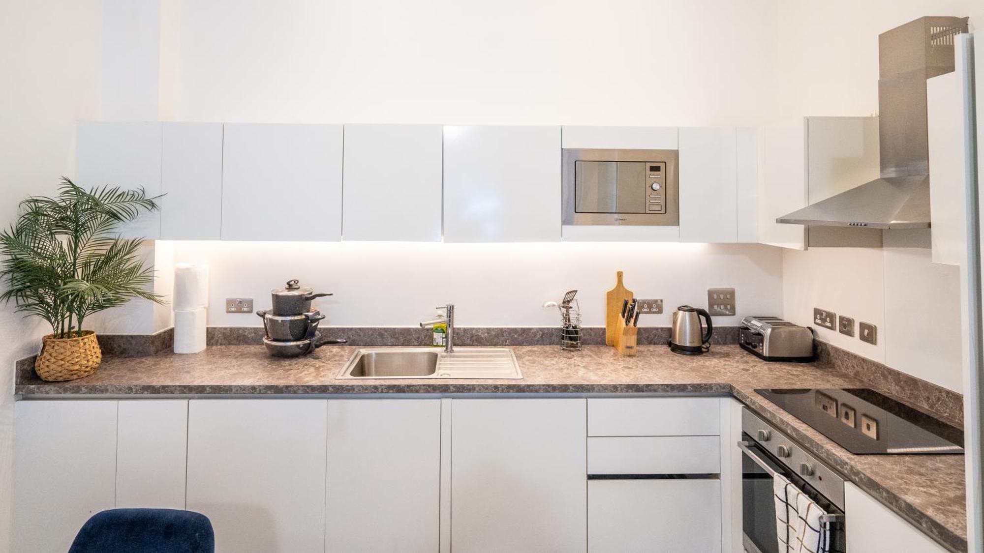 Villa Mega7 Luxury 2bedrooms - 2baths, 3toilets Balcony And Free Car Park Manchester