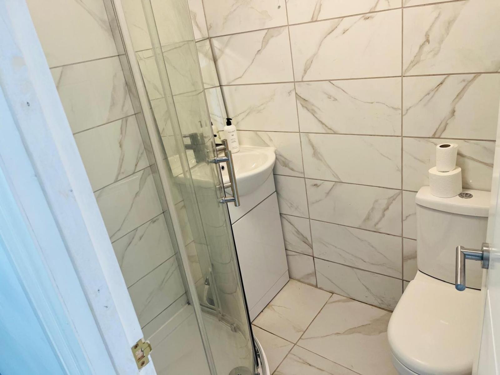 Chalet Cosy Ground Floor Apartment-free Parking