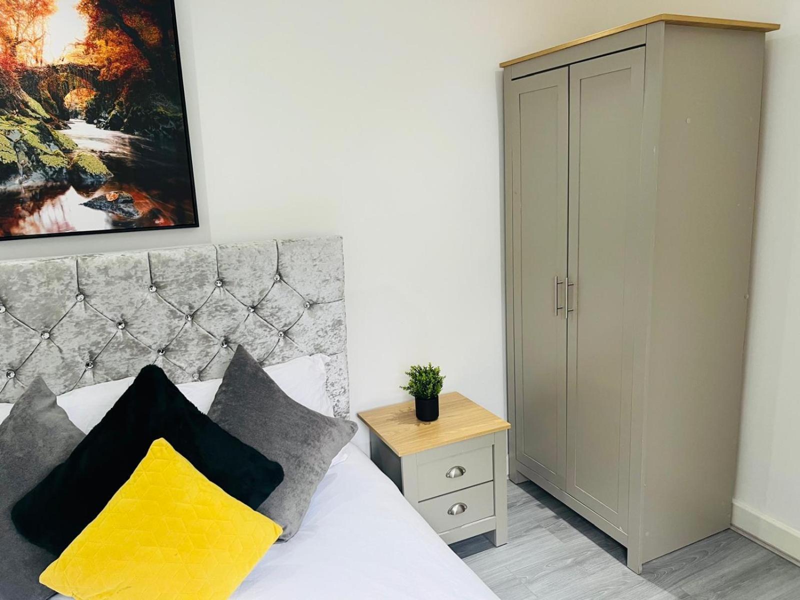 Chalet Cosy Ground Floor Apartment-free Parking *