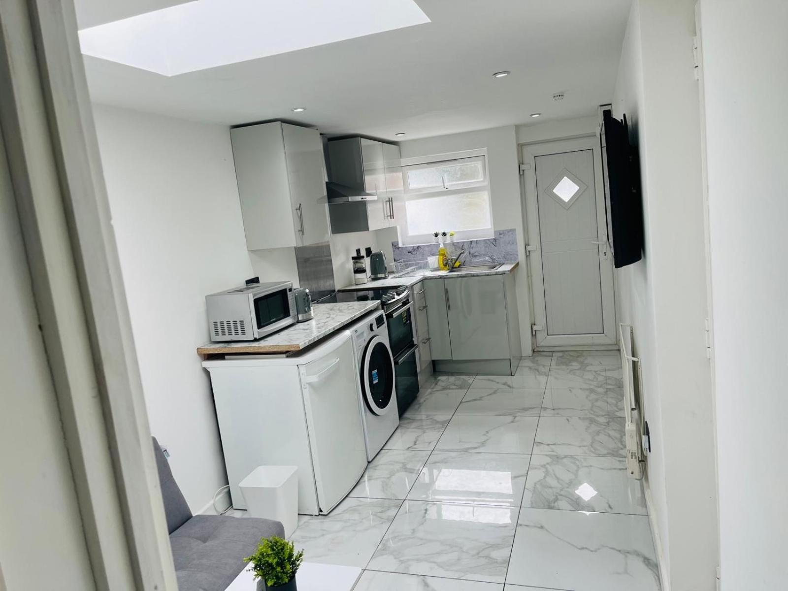 Cosy Ground Floor Apartment-free Parking Manchester