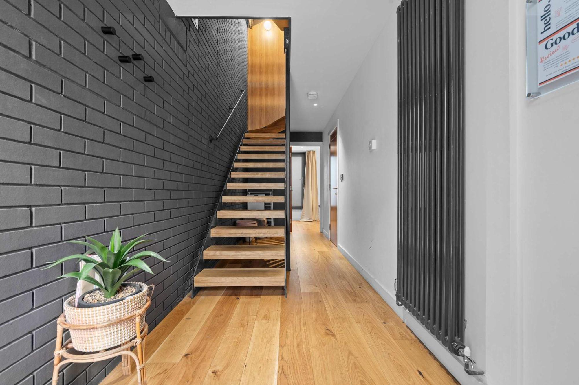 Stunning Luxury Townhouse In Centre Of Holiday home Manchester