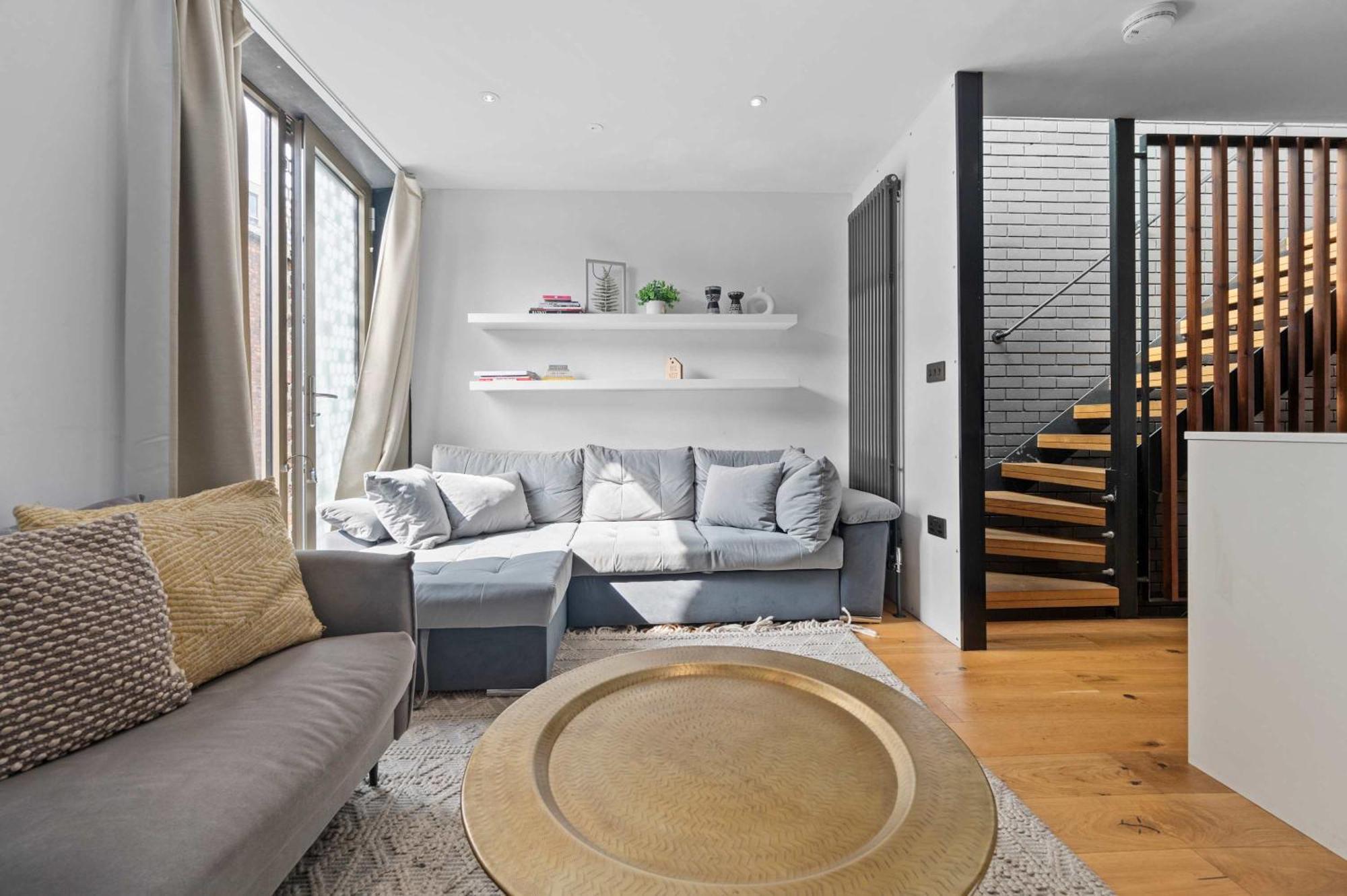 Stunning Luxury Townhouse In Centre Of Holiday home Manchester