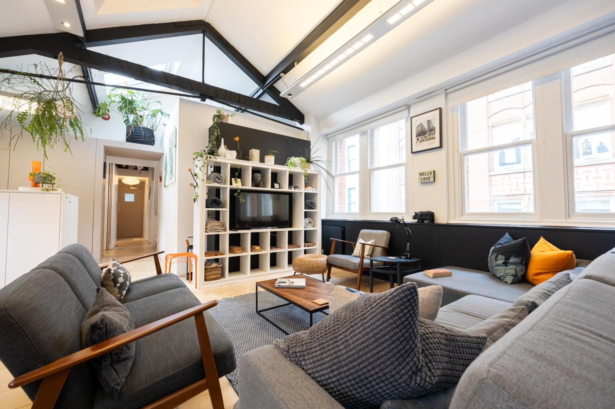 Central And Quirky Northern Quarter Flat, Manchester Manchester