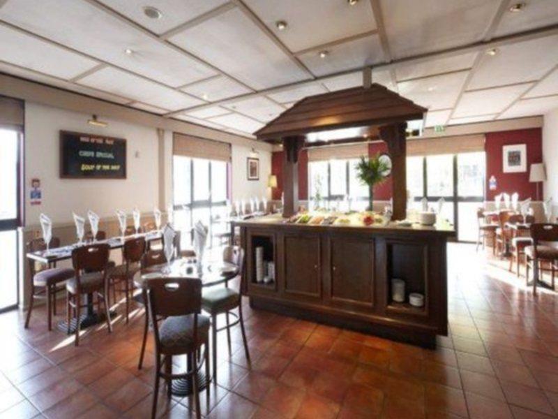 Hotel Campanile 2*