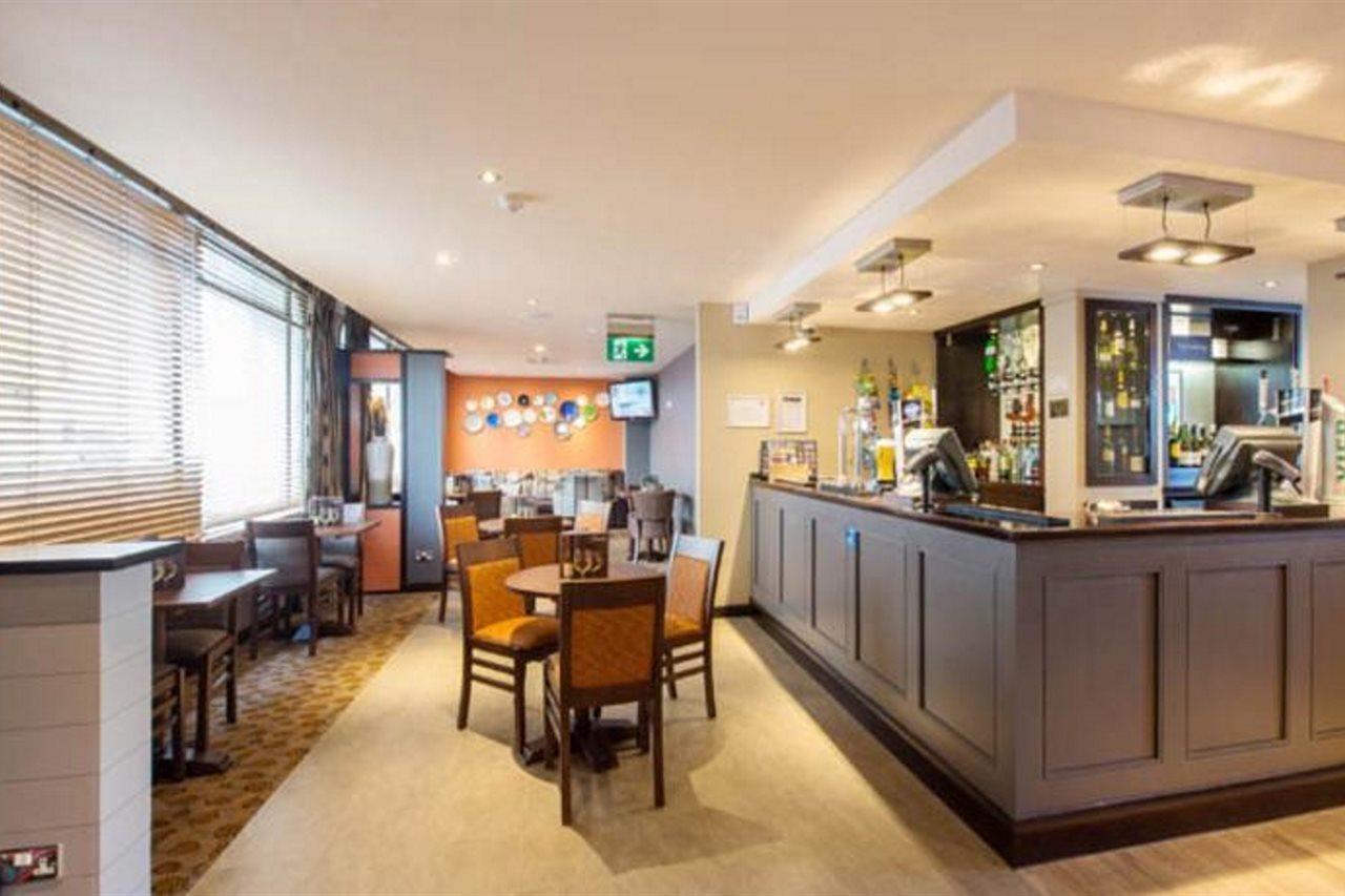 Premier Inn Manchester City Centre