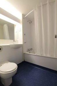 Travelodge 3*