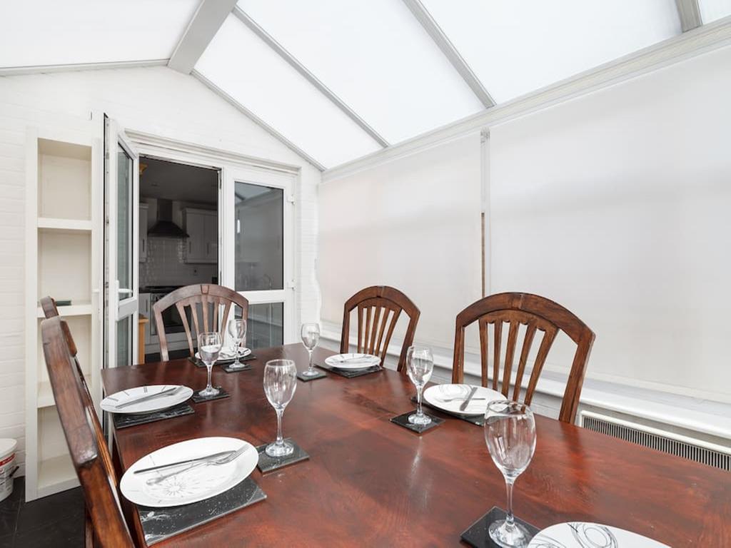 My-places Abbotsfield Court Townhouse