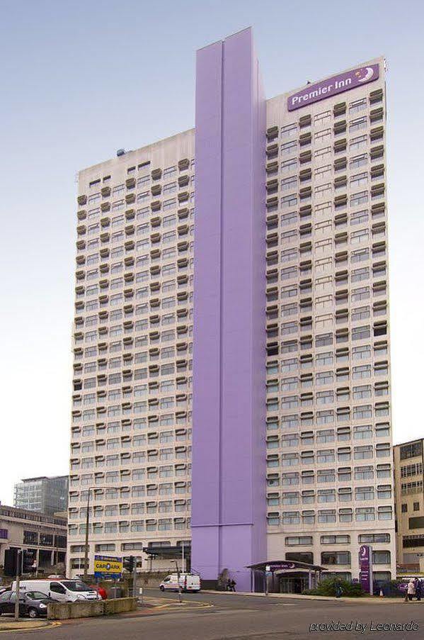 Premier Inn Manchester City Centre 3*