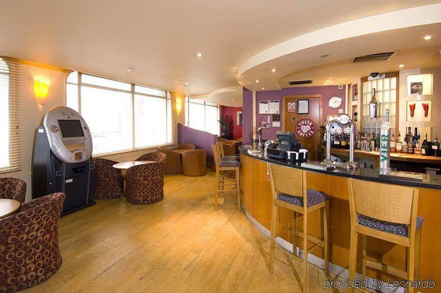 Premier Inn Manchester City Centre Hotel 3*