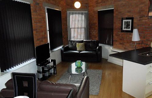 Stop 4* Manchester