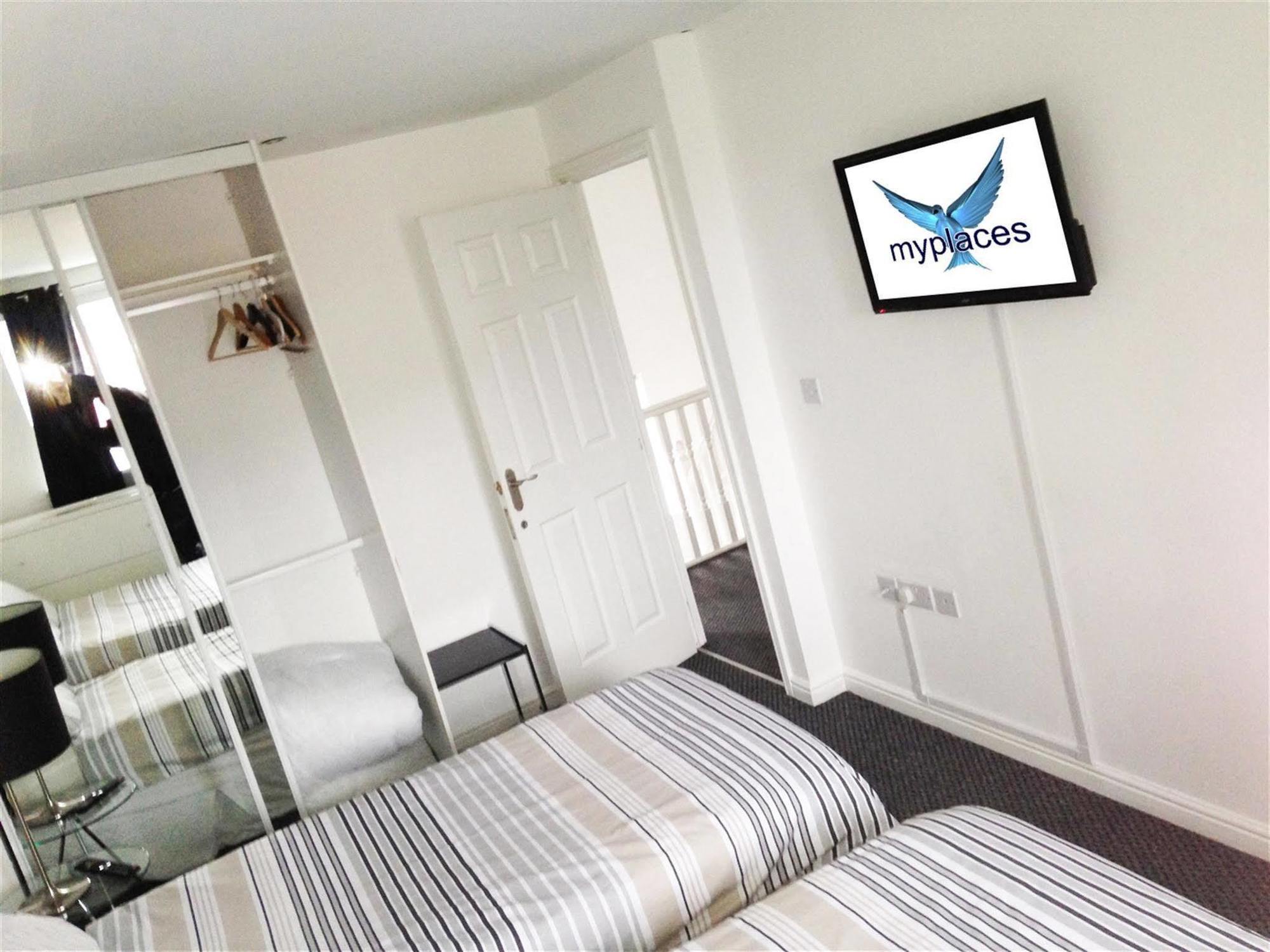 My-places Abbotsfield Court Townhouse Apartment