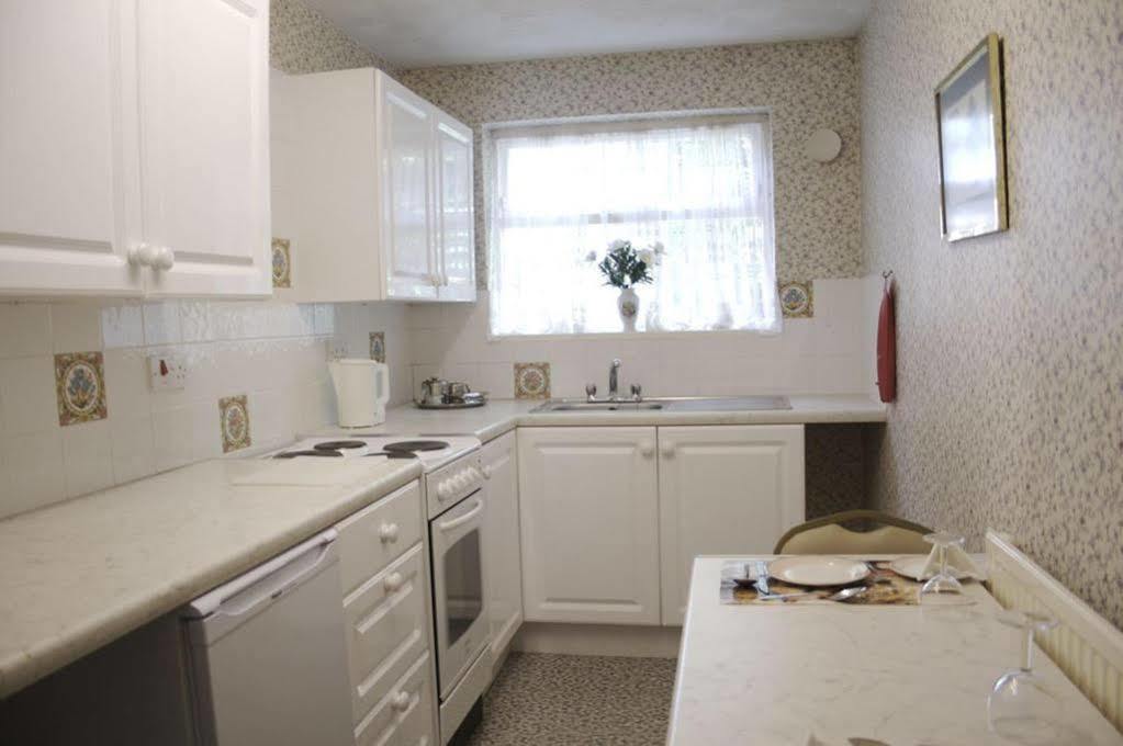 La Suisse Serviced Apartment *