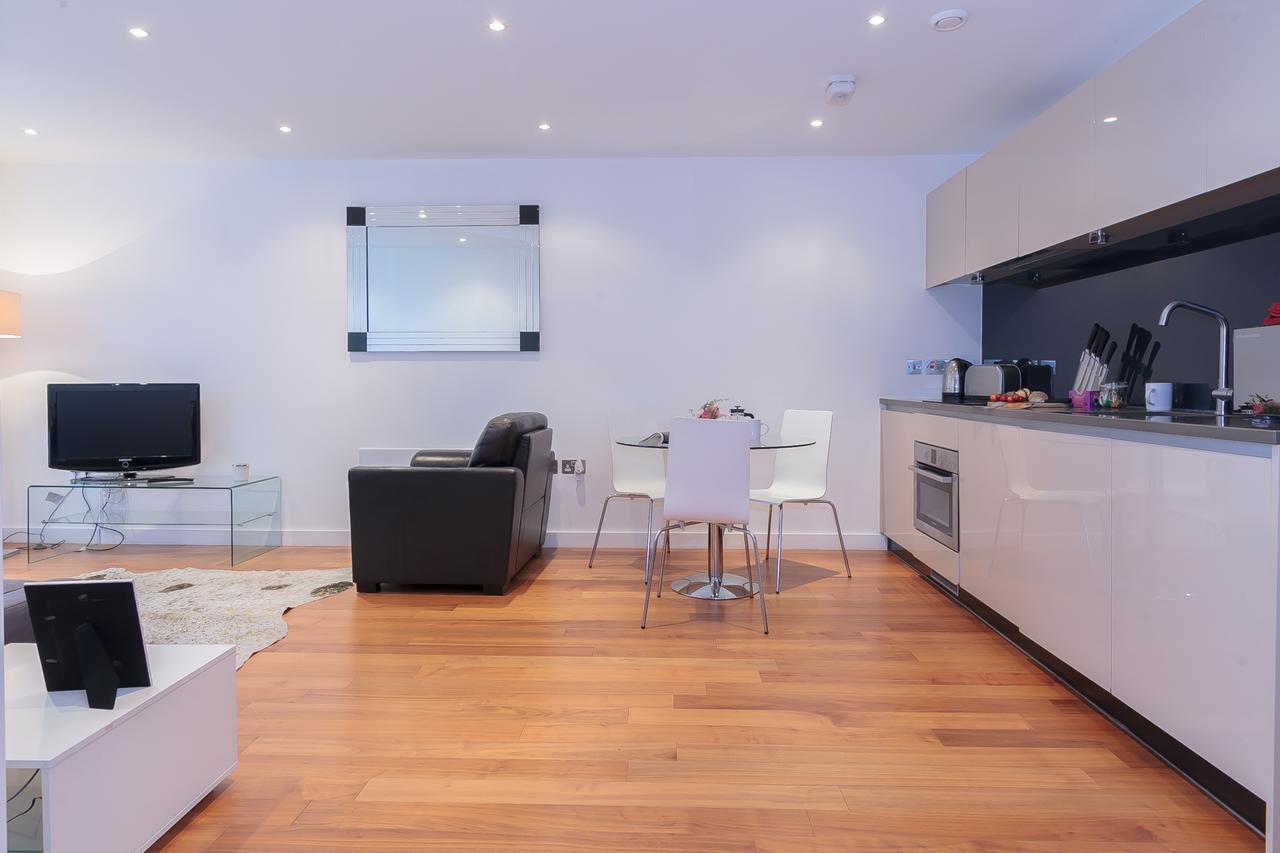 Canal Side 1 Bed *