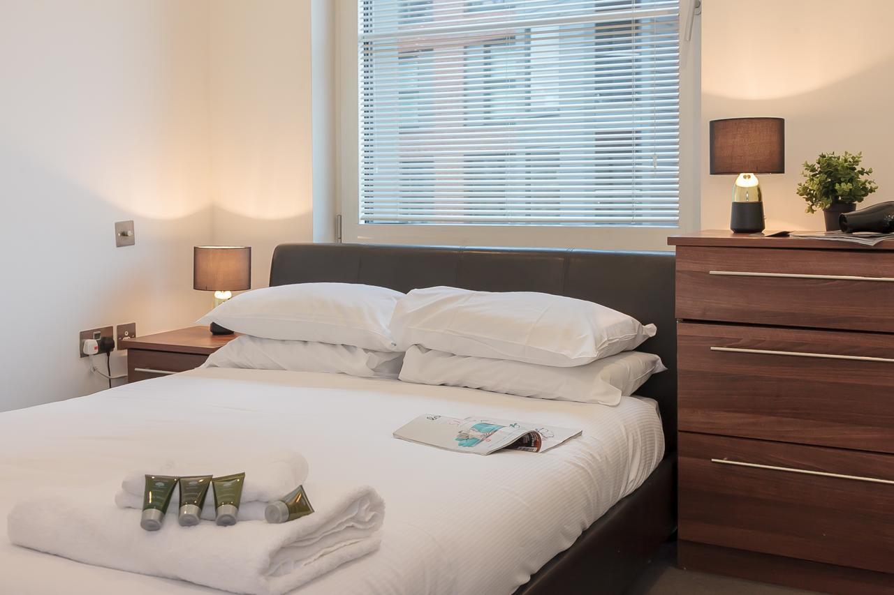 Canal Side 1 Bed *