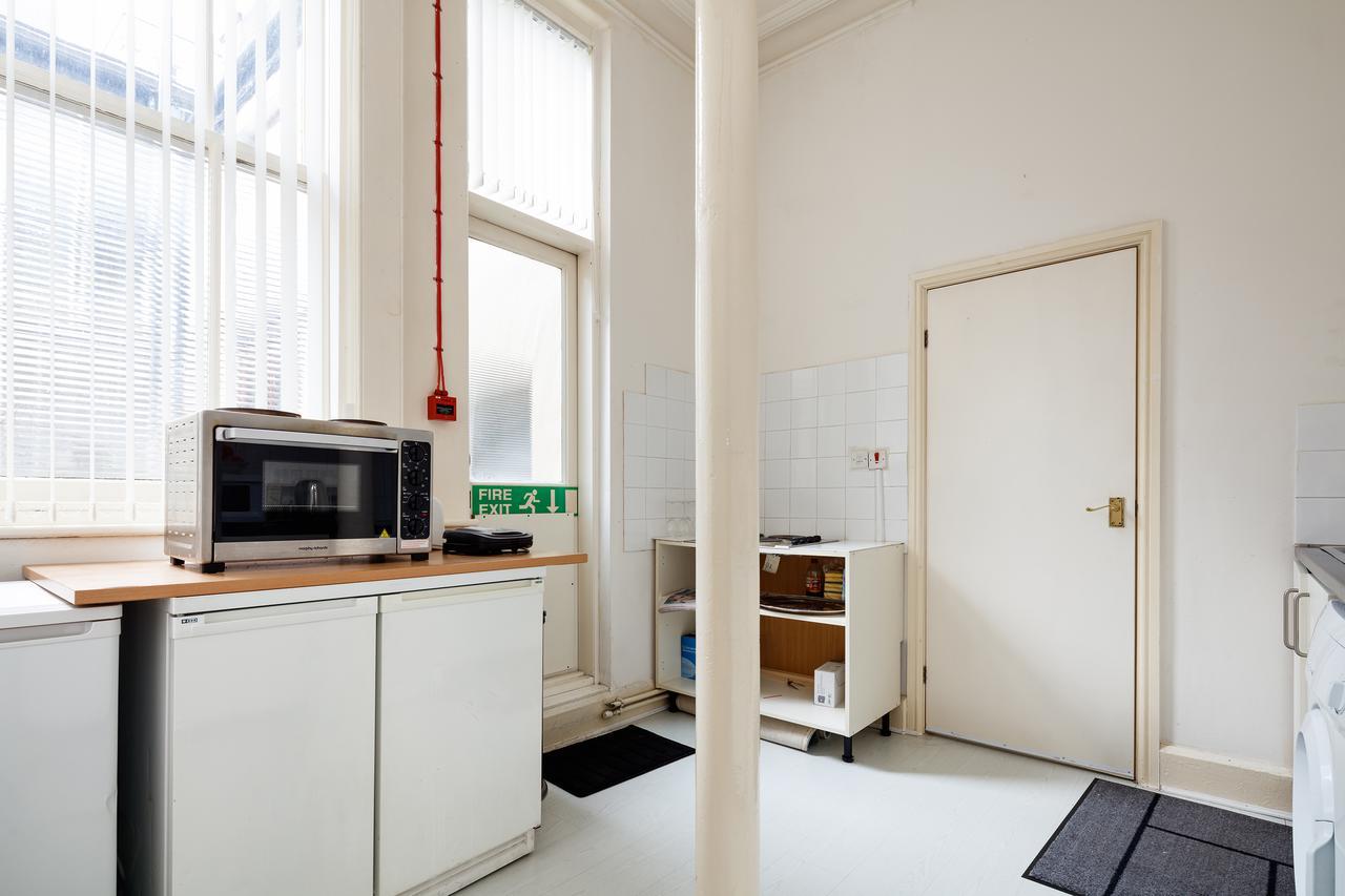 Piccadilly Garden Apartment *