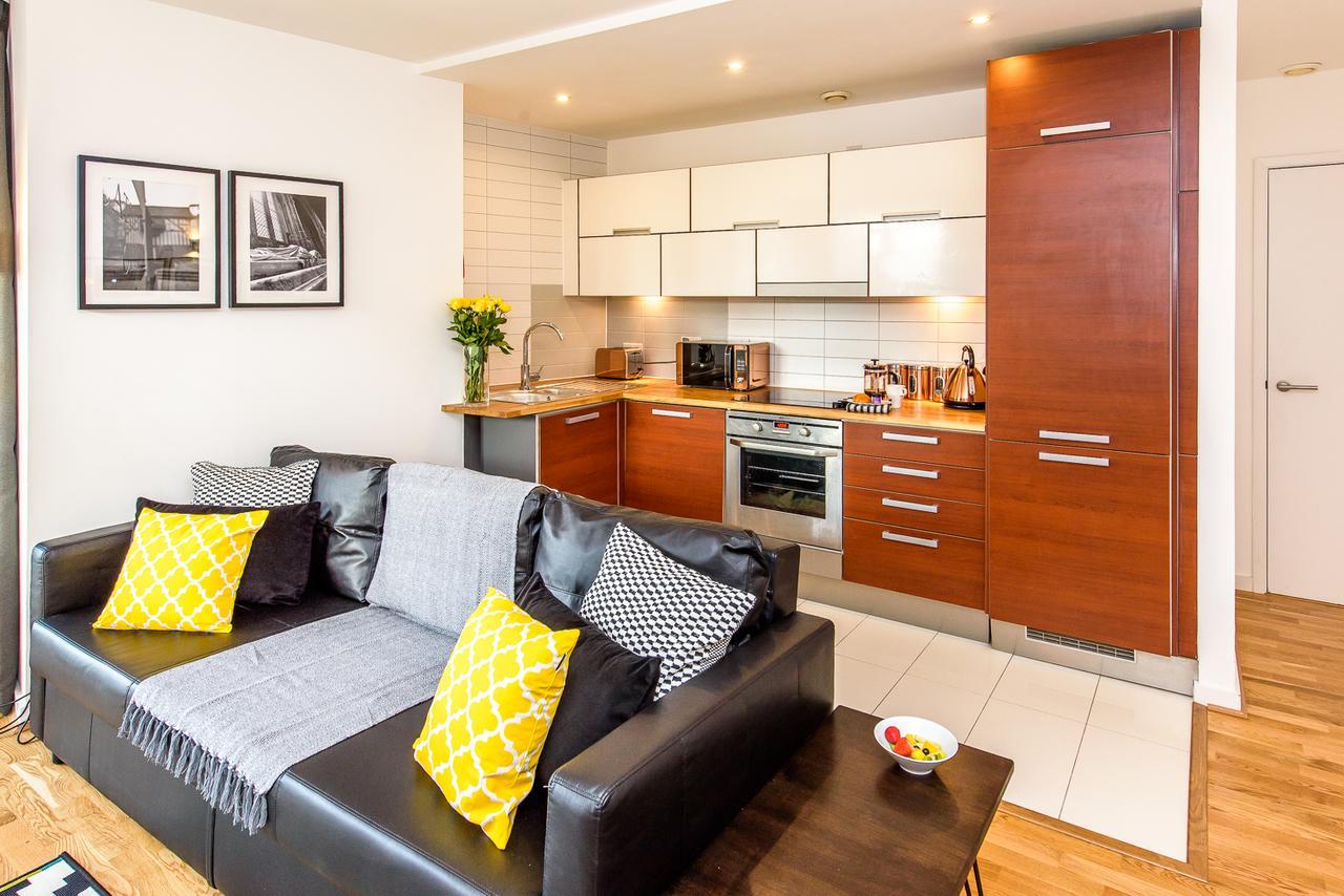 Apartment Approved Serviced Skyline