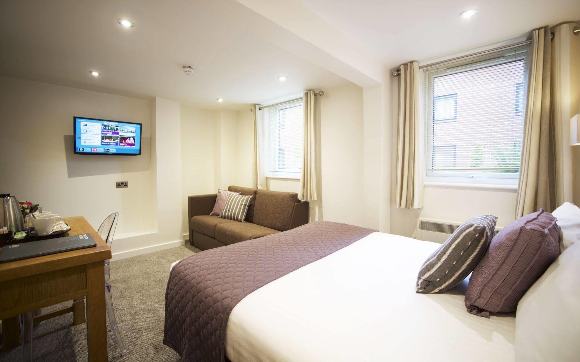 Hotel The Waterside And Leisure Club