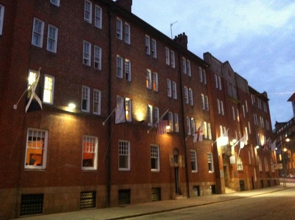 Ashton House