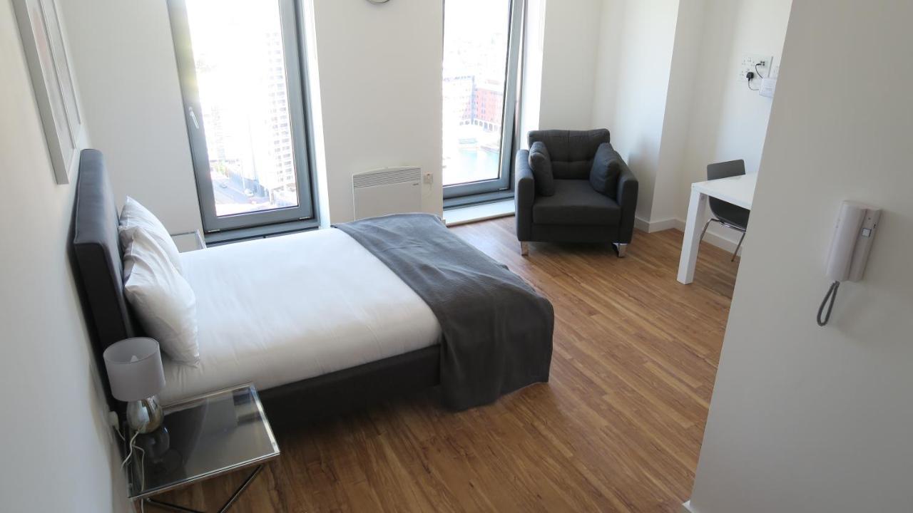 Quay Apartment