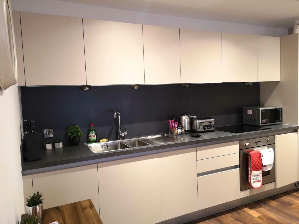 Centauri In Wilburn Basin Apartment Manchester