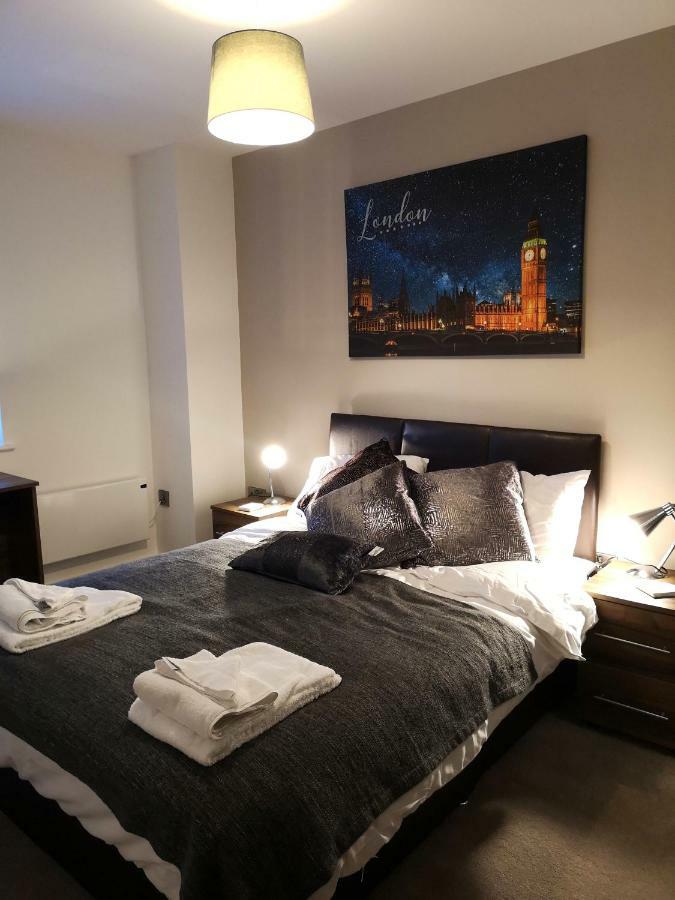 Apartment Centauri In Wilburn Basin *