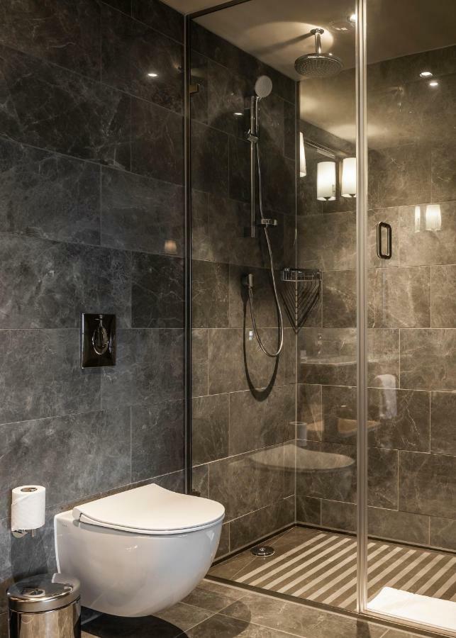 Dakota Hotel 4*