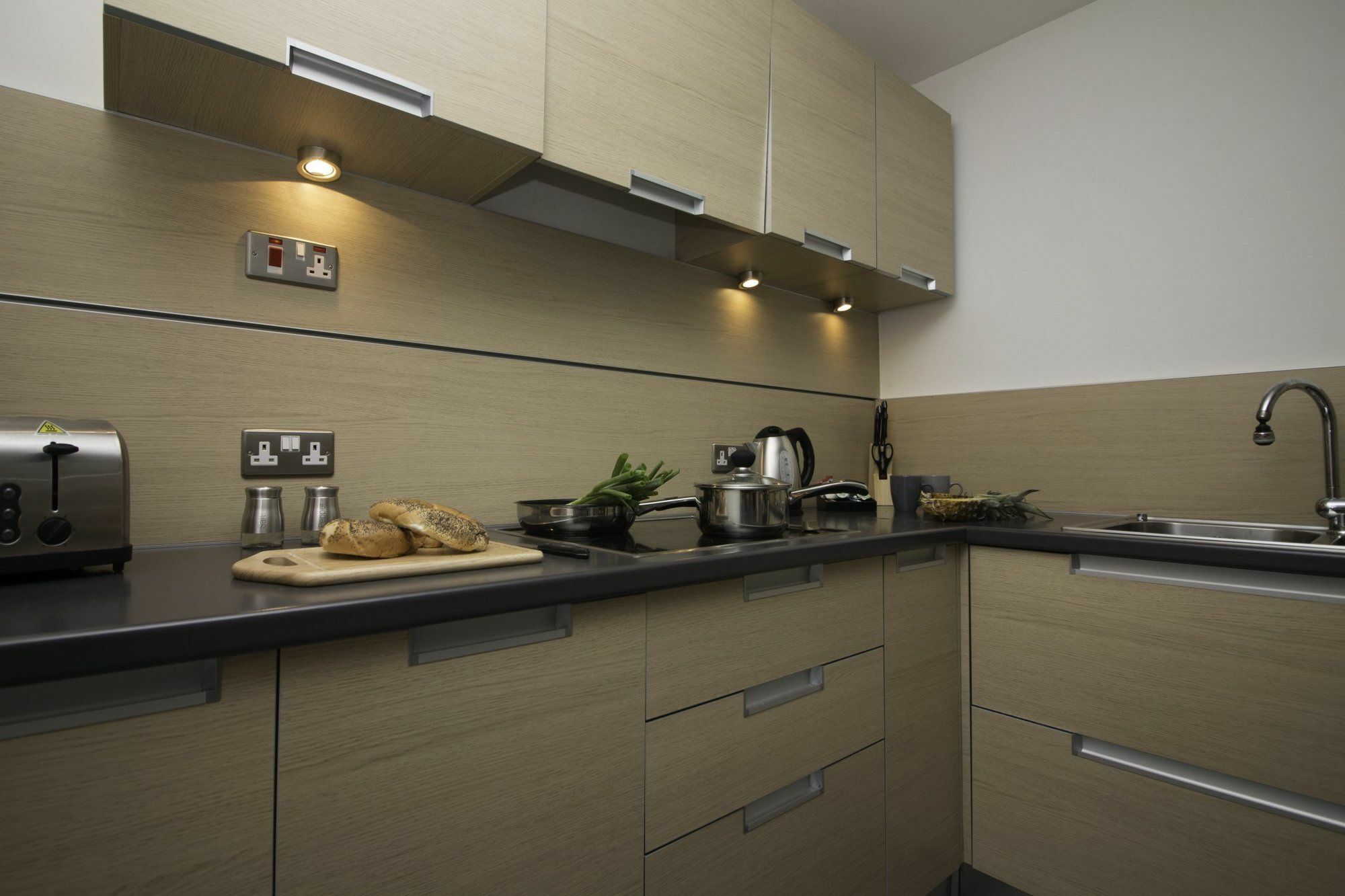 Diamond - Barton Place *