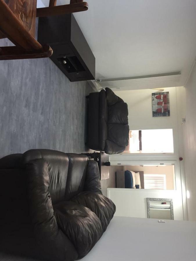 Homestay Sama's Stylish 3 Manchester