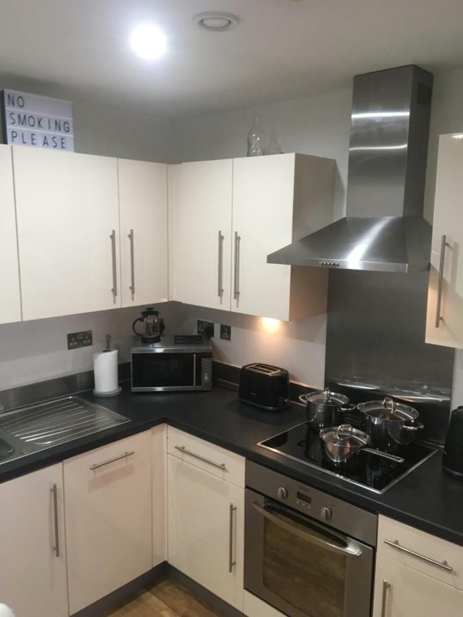 2 Bedroom - Close To Piccadilly Train Station / Edge Of The Northern Quarter *