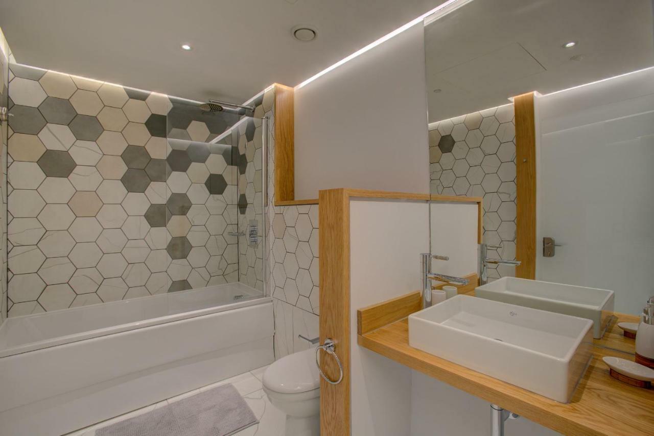 The Lightwell - Stunning, Central, Luxurious Apartment *