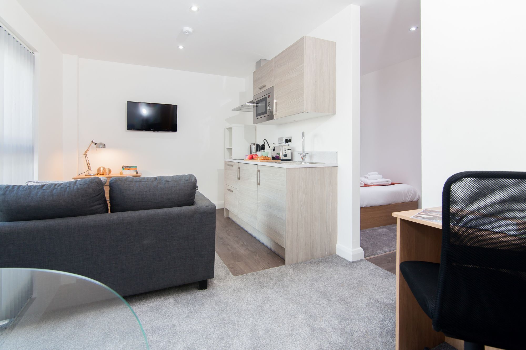 Penthouse Apartment *