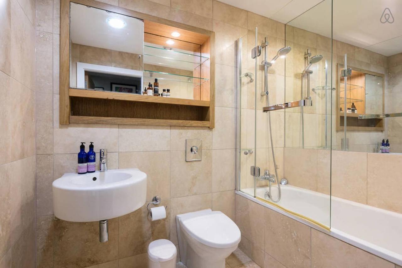 Vantage Quay Homestay Manchester