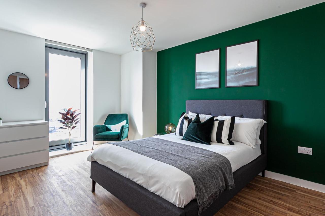 Opulent Luxe * Manchester