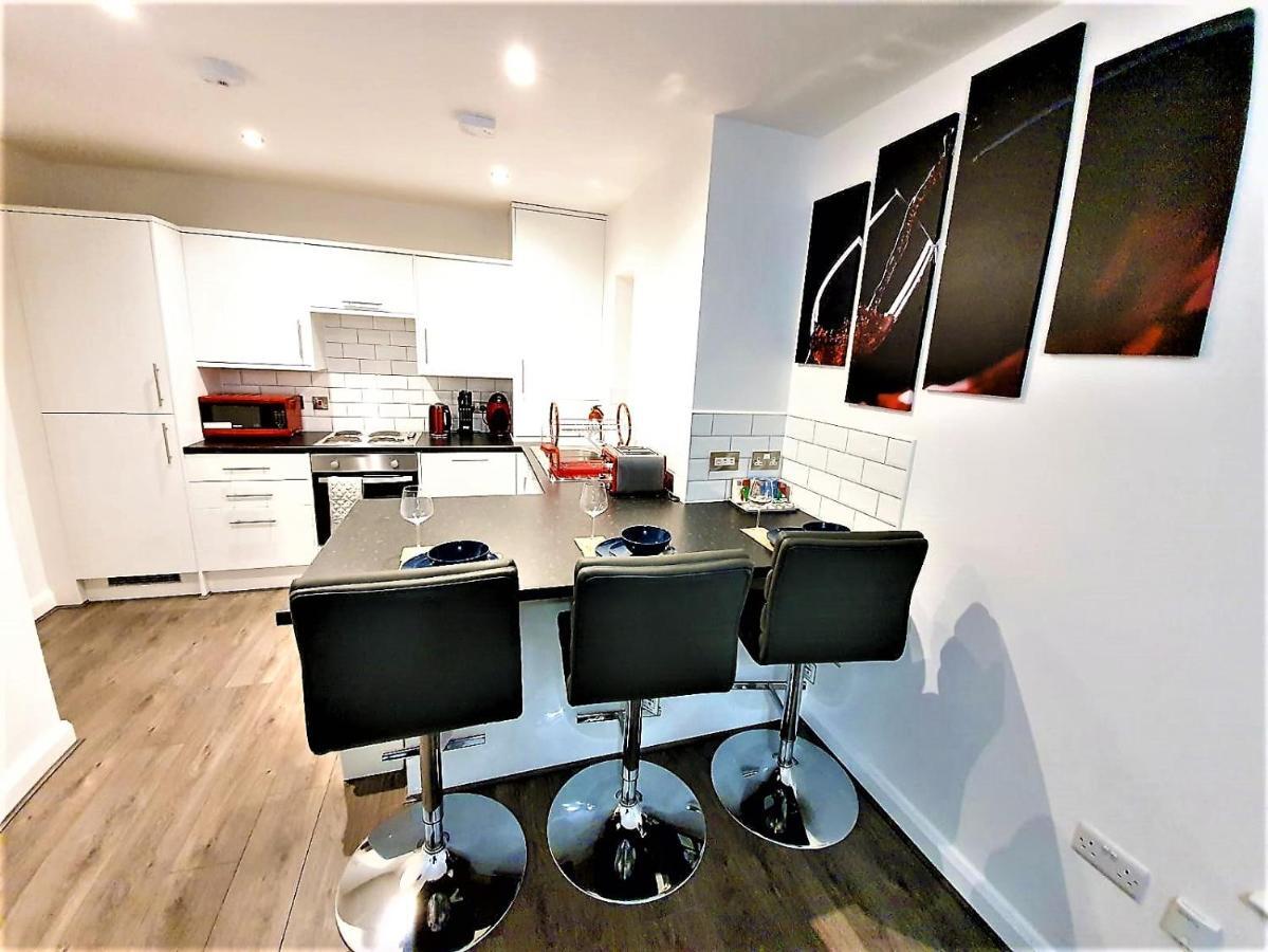 Apartment Manchester Holiday Apartment *