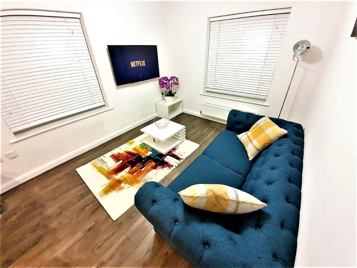 Manchester Holiday Apartment * Manchester
