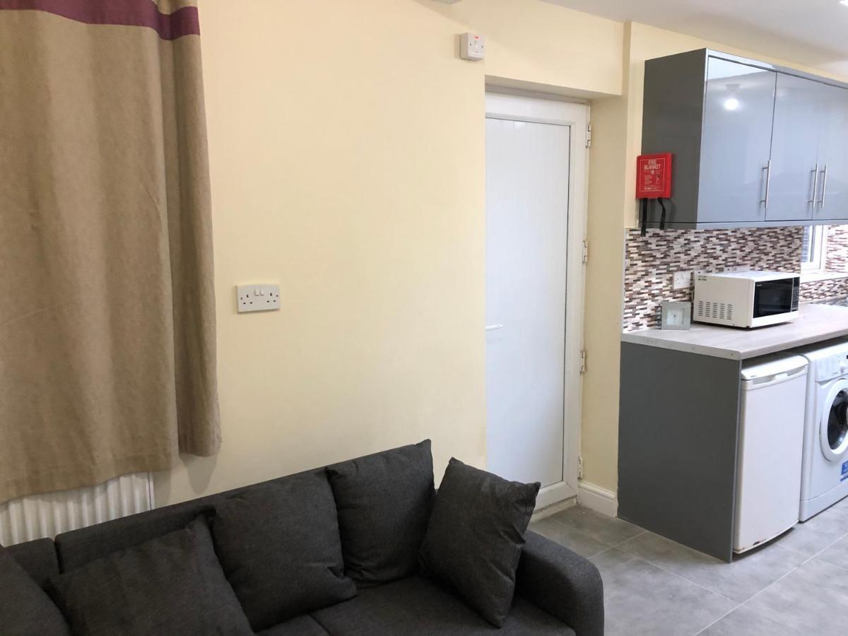 Manchester City Rooms