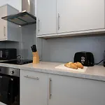 Pillo Rooms Serviced Apartments - Manchester Arena