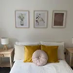 Marine Viewing 2 Bedrooms Flat
