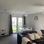Marine Viewing 2 Bedrooms Flat