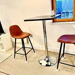 Manchester City Center Apartment
