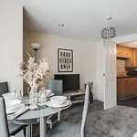 Stylish 2 Bed Manchester Flat