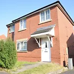 87 Rawsthorne Avenue