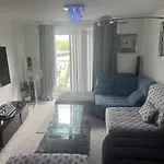 Cosy & Stylish One Bedroom Apartment