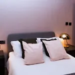 Luxurious Stunning 2Bedroom Apartment